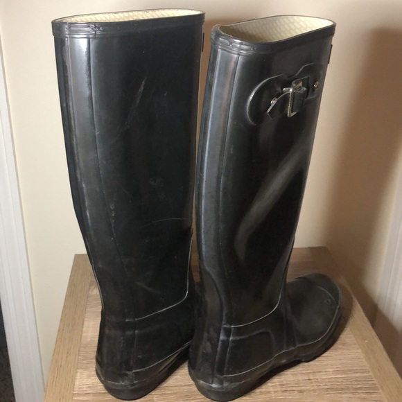 Hunter Tall Rain boots - size 6 - Picture 3 of 6